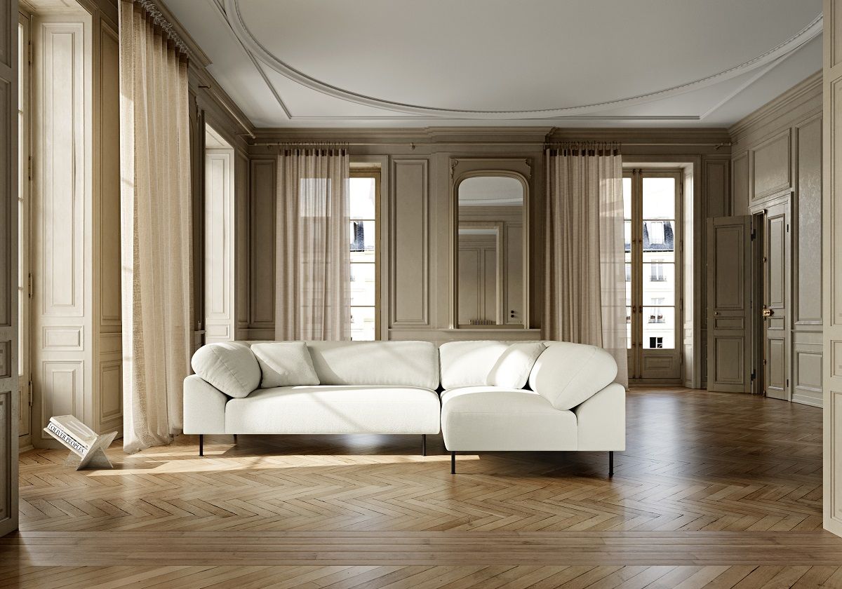 Mountain Zeitschriftenhalter von Woud, aus hellem Holz, mit Zeitschriften in einem eleganten Wohnzimmer.