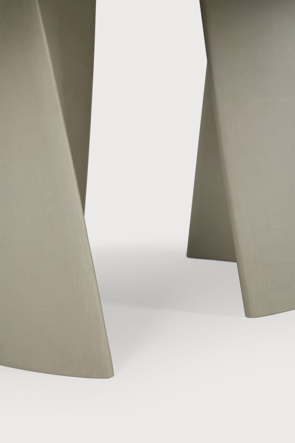 Canyon Outdoor Esstisch Beton Ethnicraft