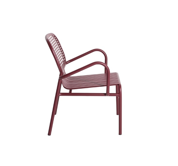 Week-End Garden Armchair Sessel Petite Friture Burgundy, moderner Outdoor Sessel aus Metall, Seitenansicht.