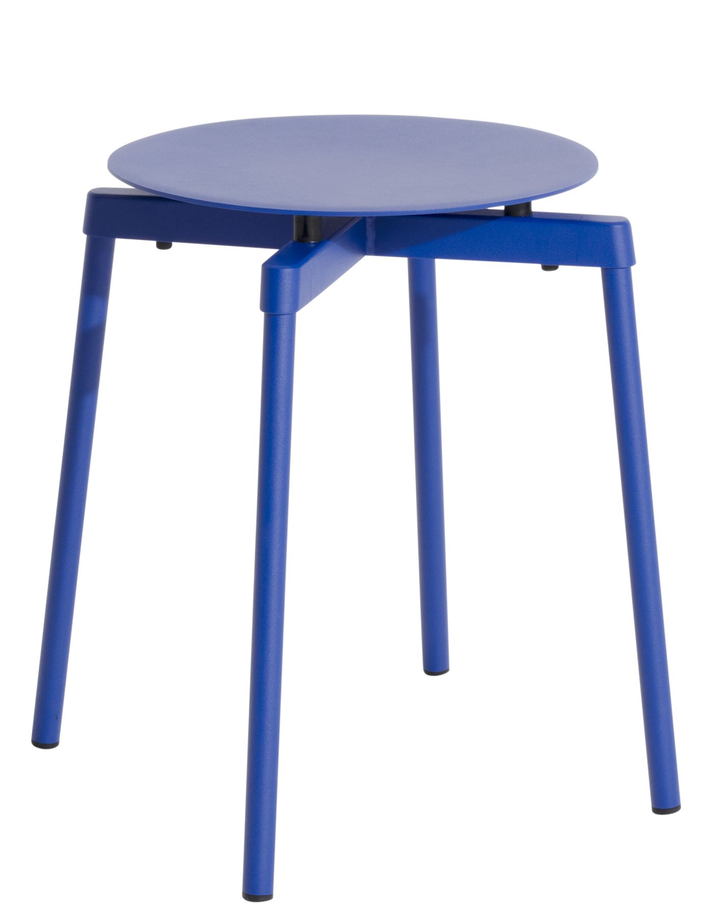 Blauer Fromme Stool Hocker von Petite Friture mit runder Sitzfläche und vier Beinen.
