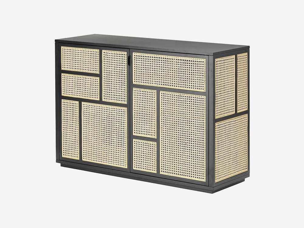Air Sideboard von Design House Stockholm in Eiche schwarz mit Wiener Geflecht Details.
