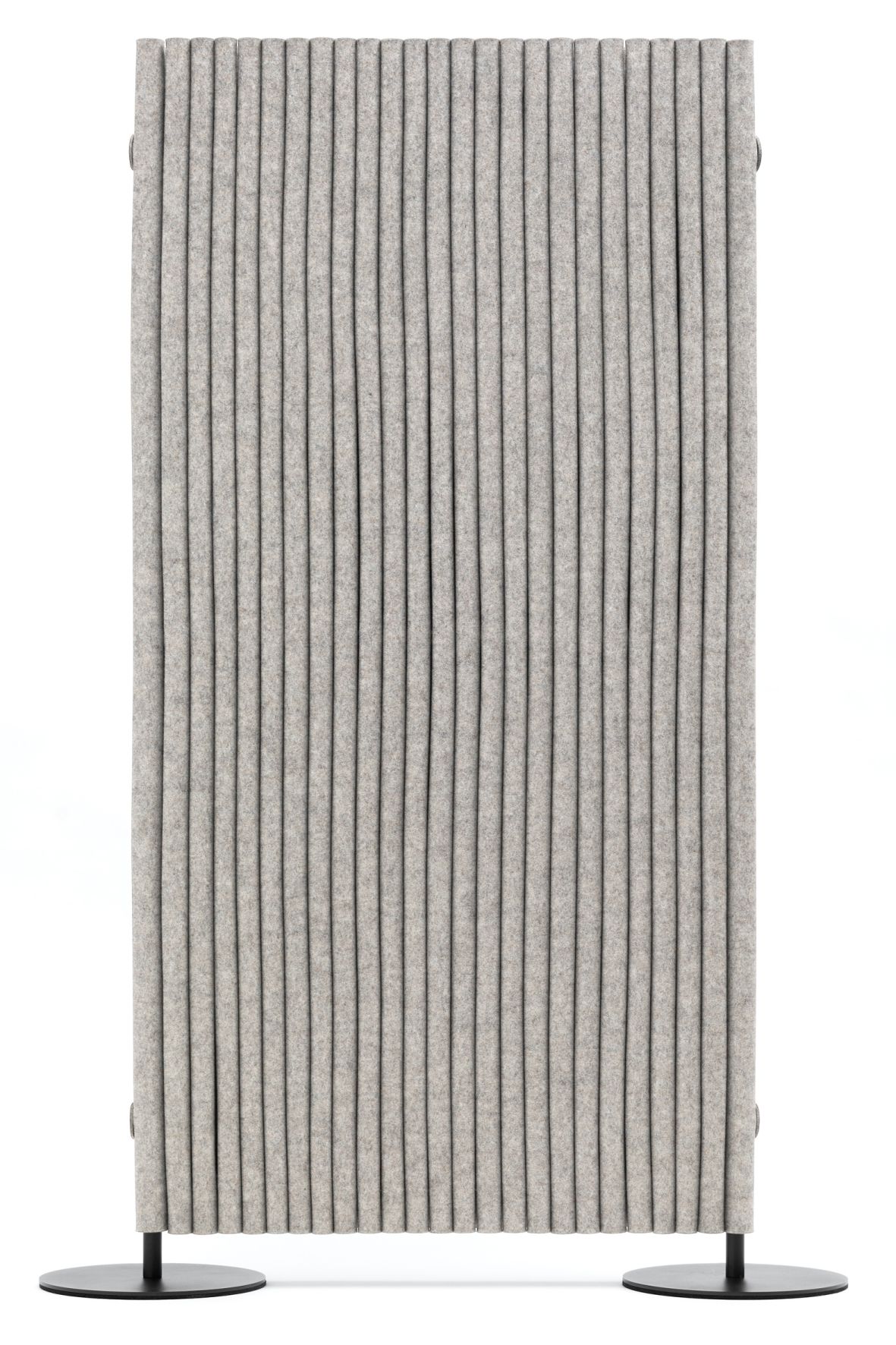 Hey Sign Paravent mit grauem Filz und schwarzem Welle Tellerfuß aus Metall mit Filzunterlage.