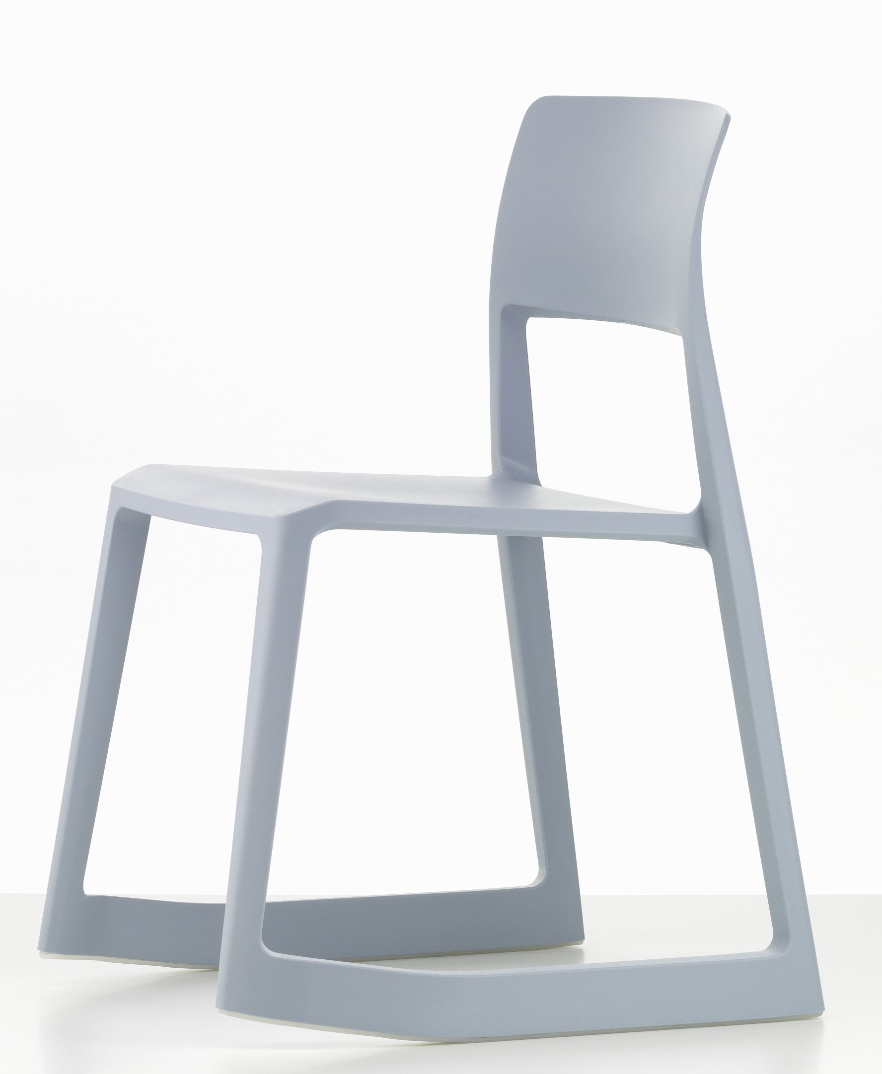 Vitra Tip Ton RE Stuhl in Eisgrau: Moderner Kunststoffstuhl für Büro und Zuhause.