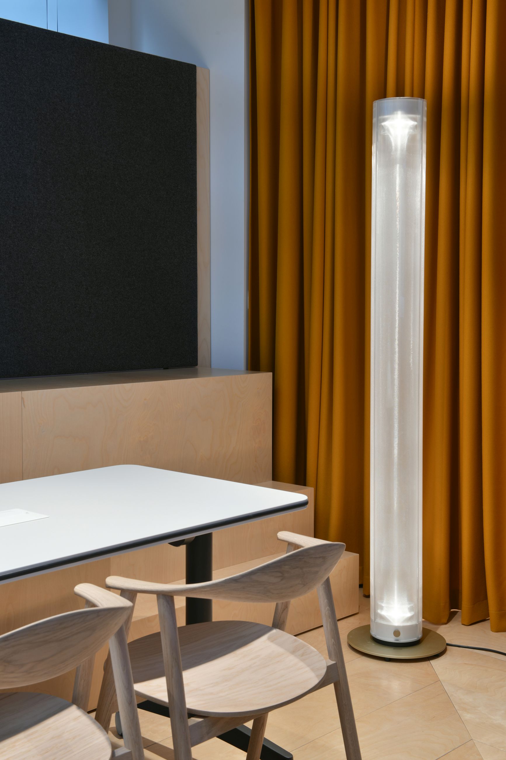 Twilight 360 Stehleuchte Belux Aluminium