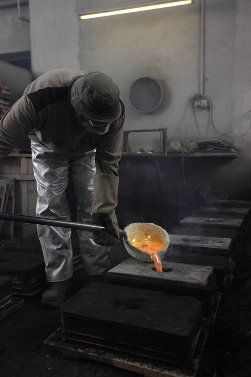 Walter Gropius Türdrücker Tecnolumen Nickel poliert