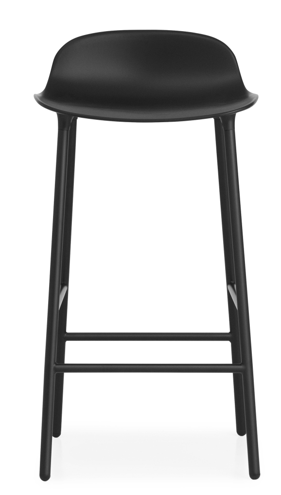 Schwarzer Form Barstool von Normann Copenhagen, Hocker mit Stahlgestell und minimalistischem Design.