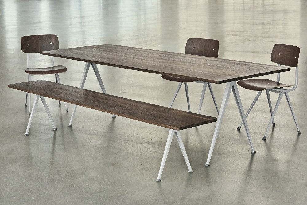 Pyramid Table 02 Esstisch Hay