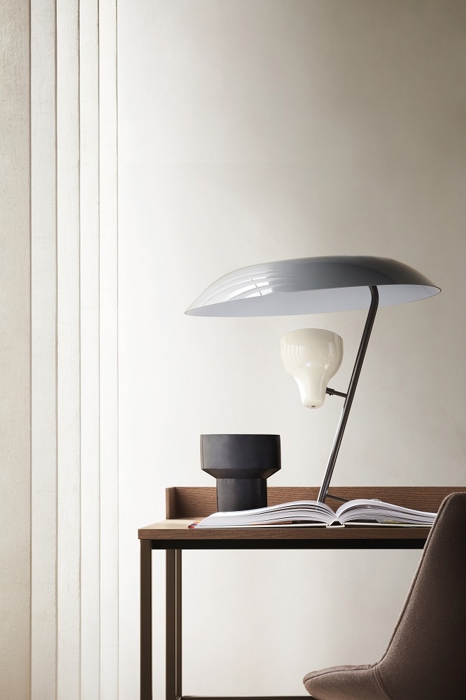 VENTI HOME LIGHT Desk Schreibtisch MDF Italia Blecheiche / Weiß matt