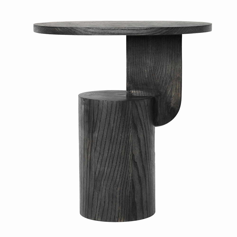 Schwarzer Insert Side Table Beistelltisch von Ferm Living aus massivem Eschenholz, moderne Wohnzimmer Deko.