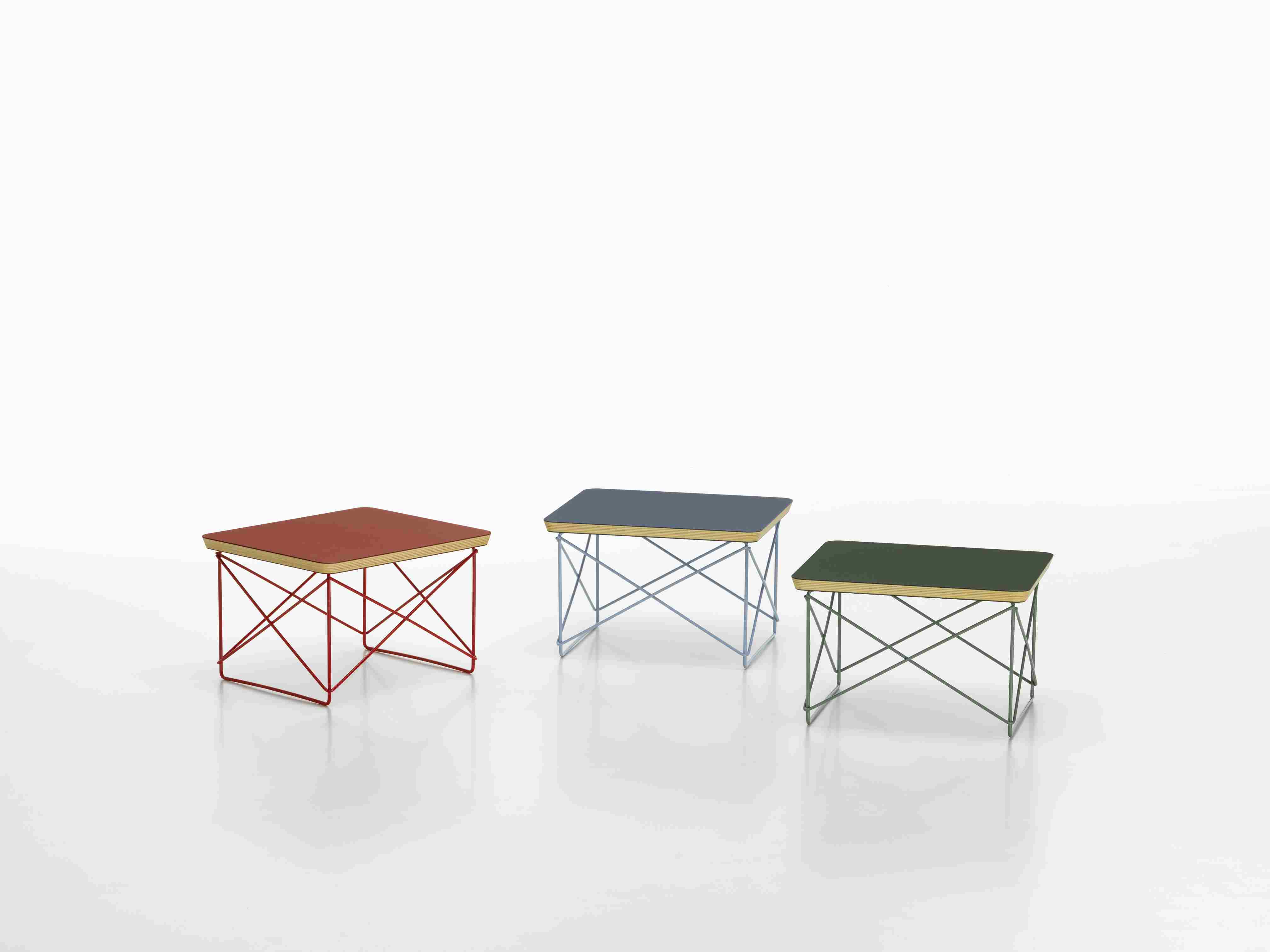 Occasional Table LTR Beistelltisch Linoleum Smoke blue Vitra 