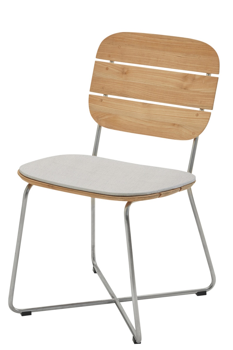 Lilium Chair Stuhl mit Sitzkissen von Skagerak by Fritz Hansen für den Außenbereich.