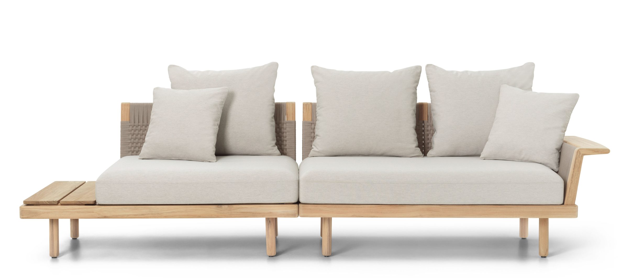 E520 Embrace Sofa Modul mit Beistelltisch von Carl Hansen & Søn für den Outdoor-Bereich.