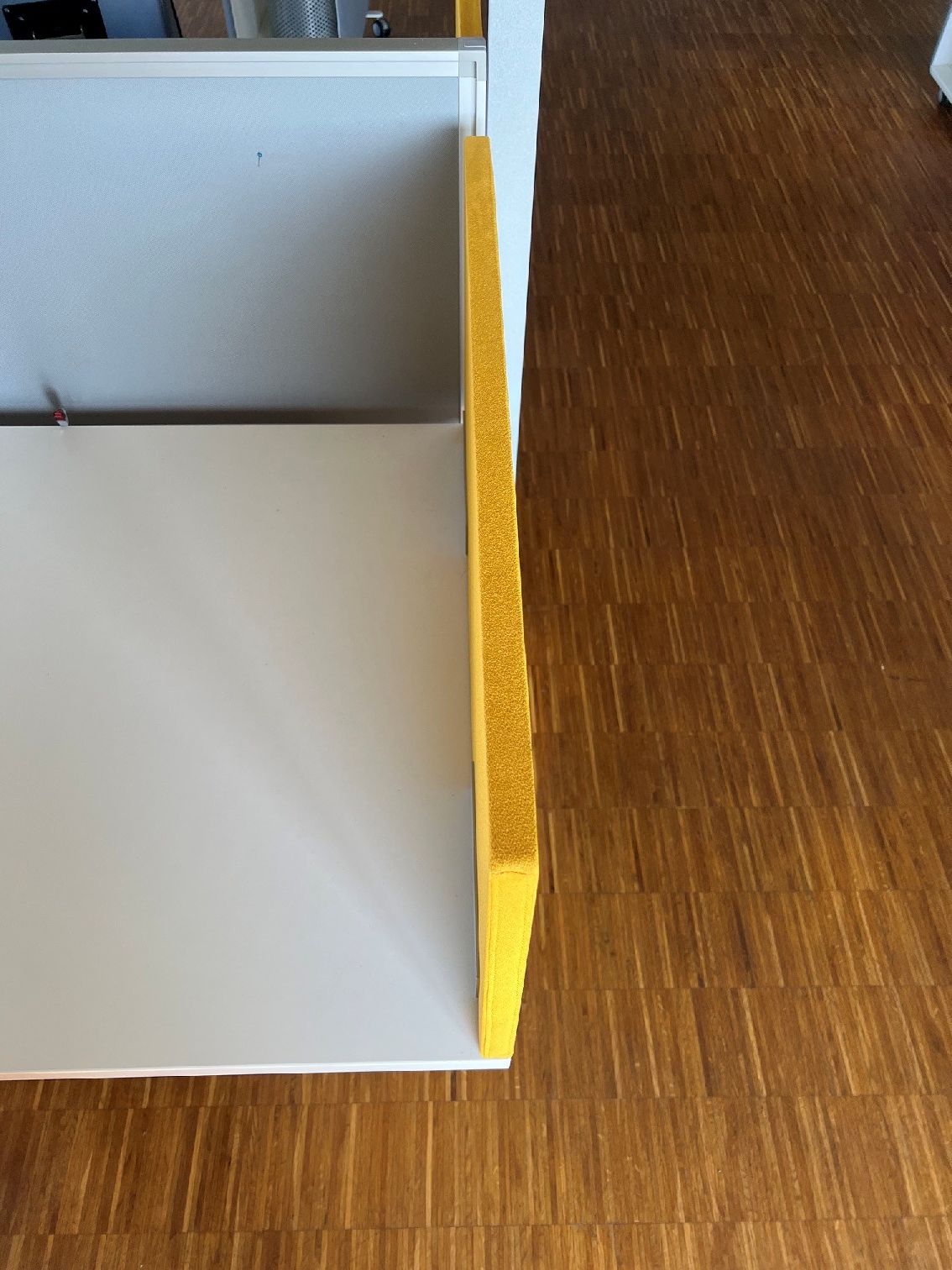 Multipanel / Akustik Tischtrennwände Palmberg AUSSTELLUNGSSTÜCK / GEBRAUCHTMÖBEL (4x VORHANDEN)