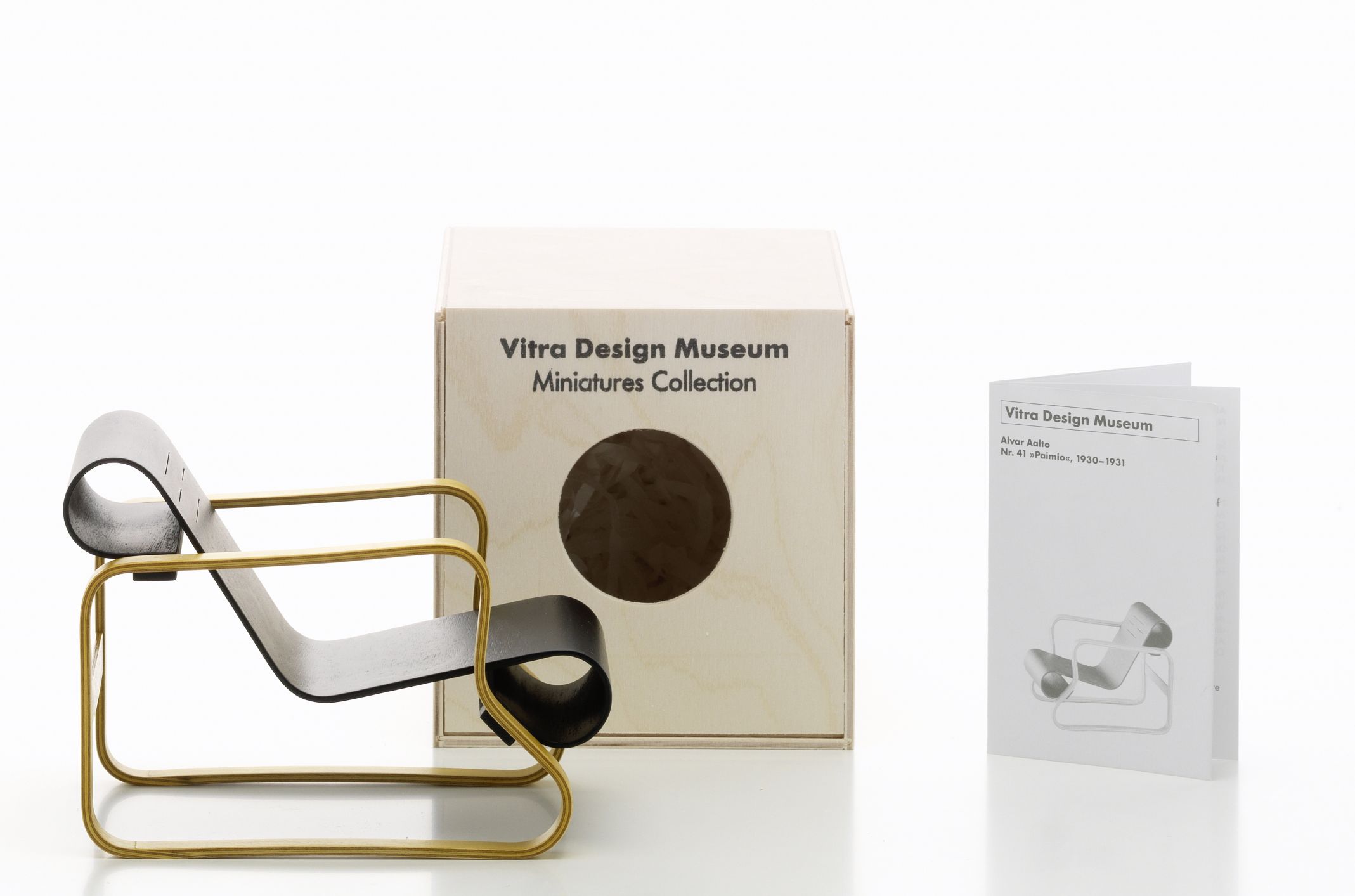 Miniatur Vitra Art. 41 Paimio Stuhl von Alvar Aalto, Designklassiker für Sammler.