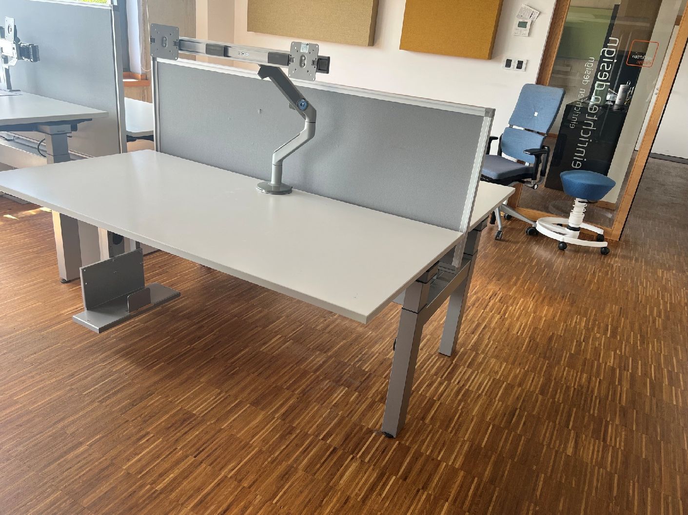 Doppelarbeitsplatz Steelcase AUSSTELLUNGSSTÜCK / GEBRAUCHTMÖBEL 