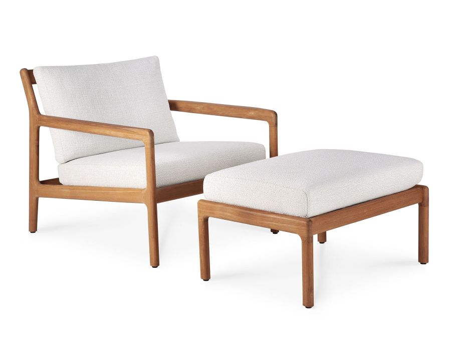 Jack Outdoor Polsterhocker aus Teakholz von Ethnicraft mit weißem Polster für Garten und Terrasse.