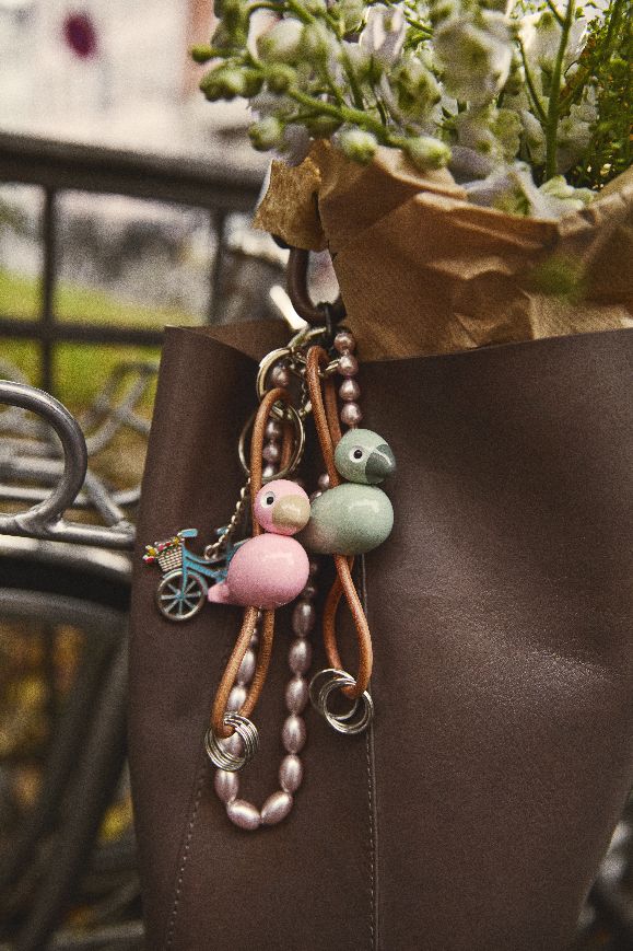 Vogel Grün Schlüsselanhänger silberfarbenes Metall mit Naturleder Kay Bojesen