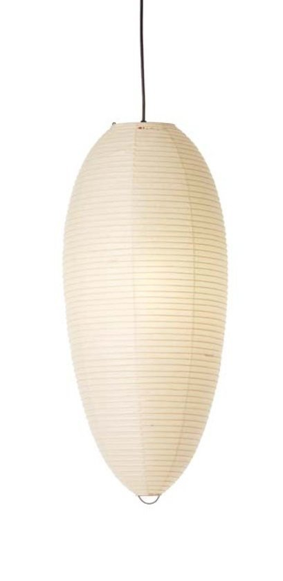 Nahaufnahme der Akari Leuchte 23A von Vitra, eine Hängeleuchte aus Papier.