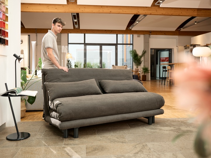 Multy First Schlafsofa 3-Sitzig mit Keilkissen ligne roset