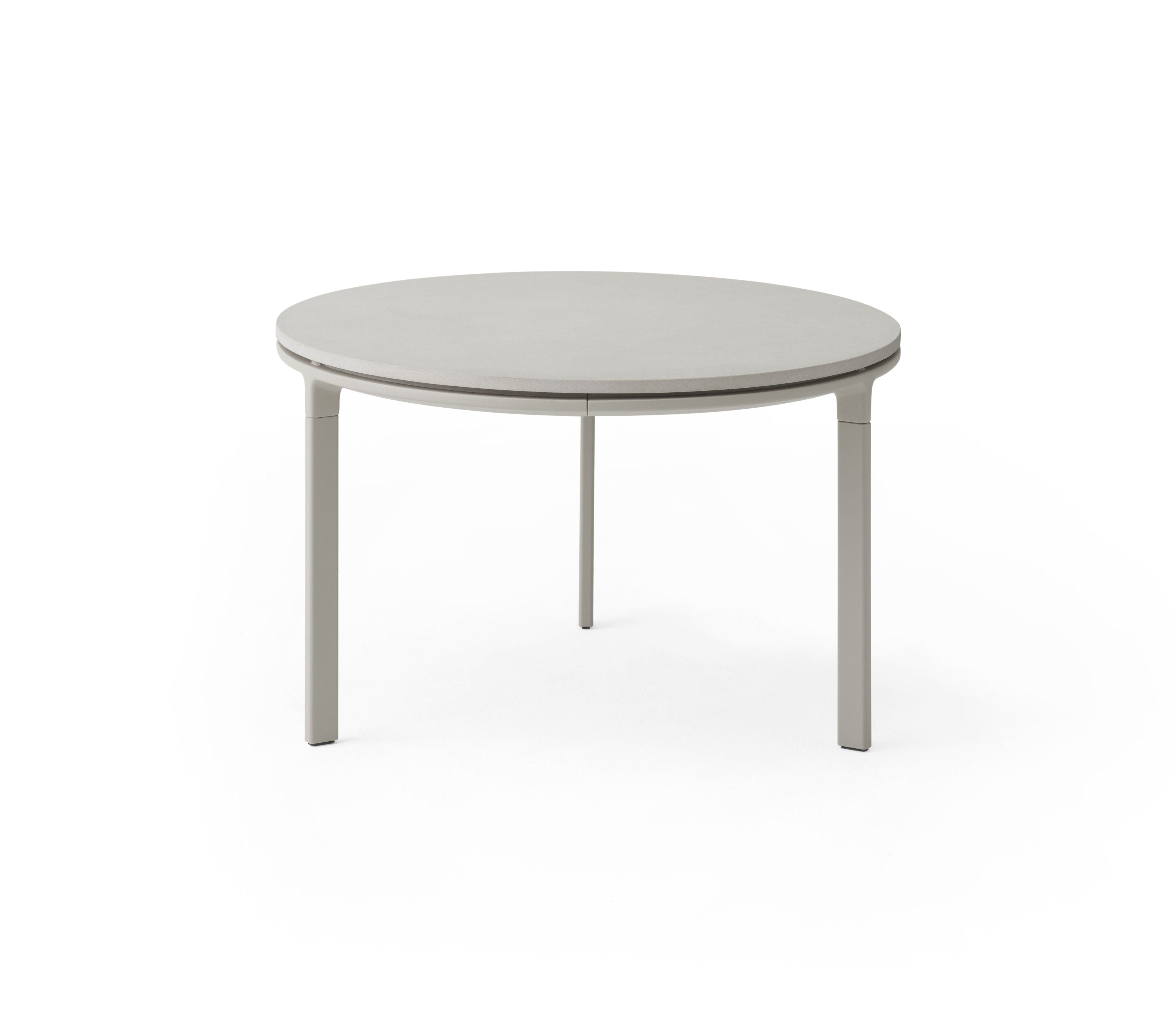Grauer Vipp Outdoor Tisch mit runder Tischplatte und drei Beinen auf weißem Hintergrund.