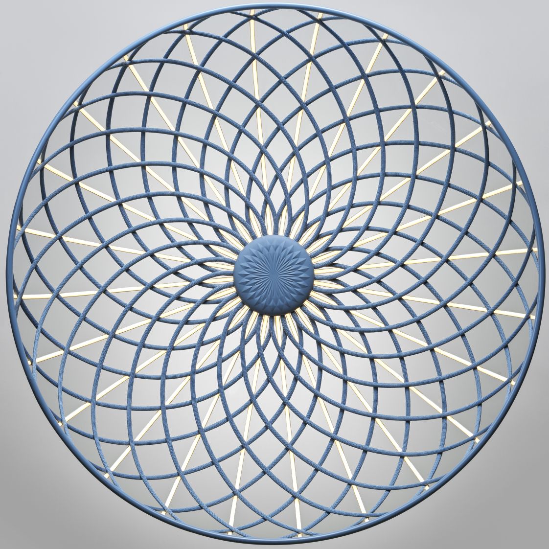 Skynest Pendelleuchte in Blau Turmalin: Detailansicht der modernen Designerlampe mit filigranem Netzmuster und warmem Licht.