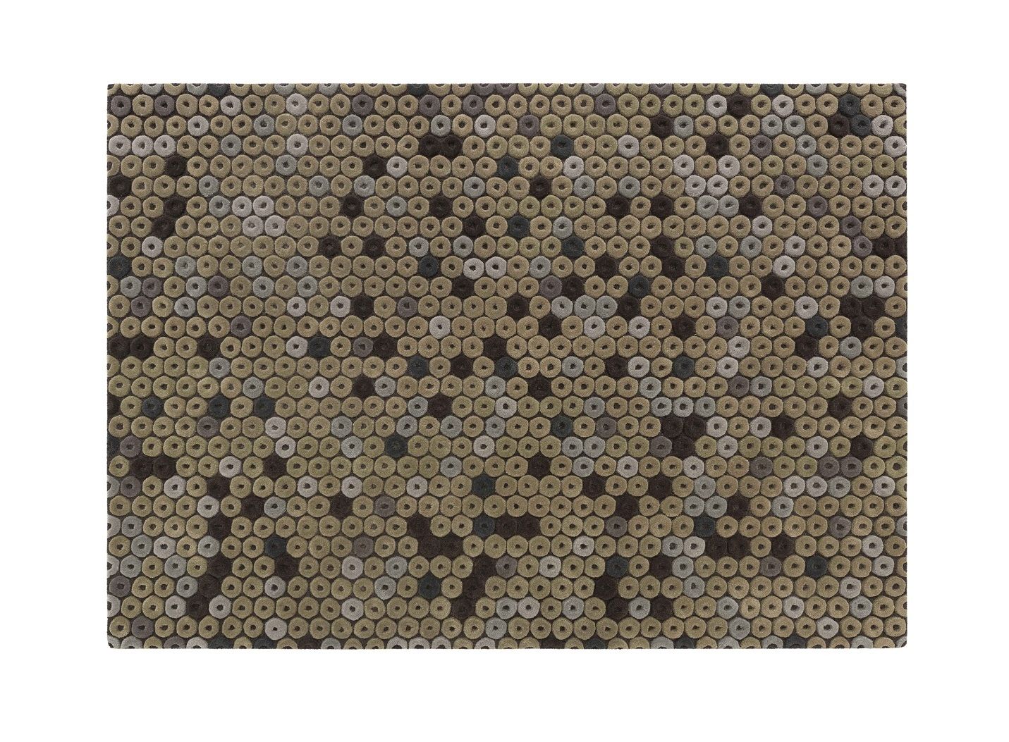 Detailansicht des Chimos Rug Teppichs mit braunen, grauen und beigen Wollringen für ein einzigartiges Design.