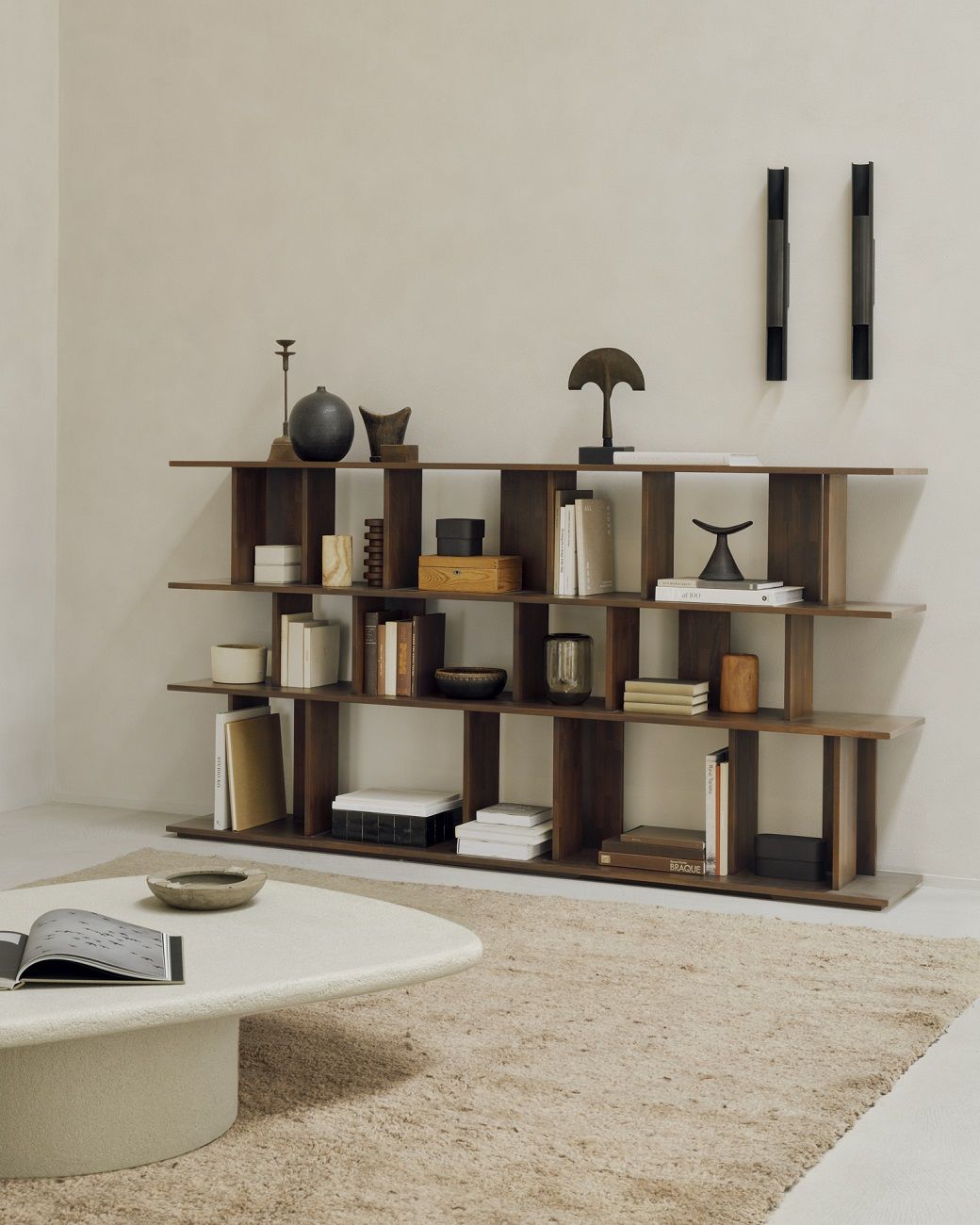 Elements Couchtisch Microcement Kieselform Ethnicraft