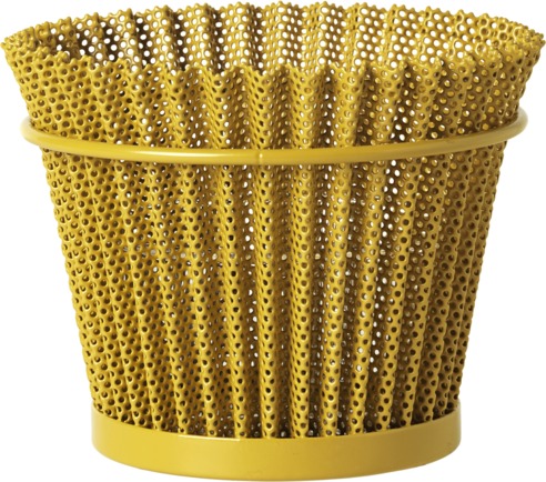 Gelber Matégot Blumentopf von Gubi, Ø15 cm, aus perforiertem Metall, modernes Design für Zimmerpflanzen.