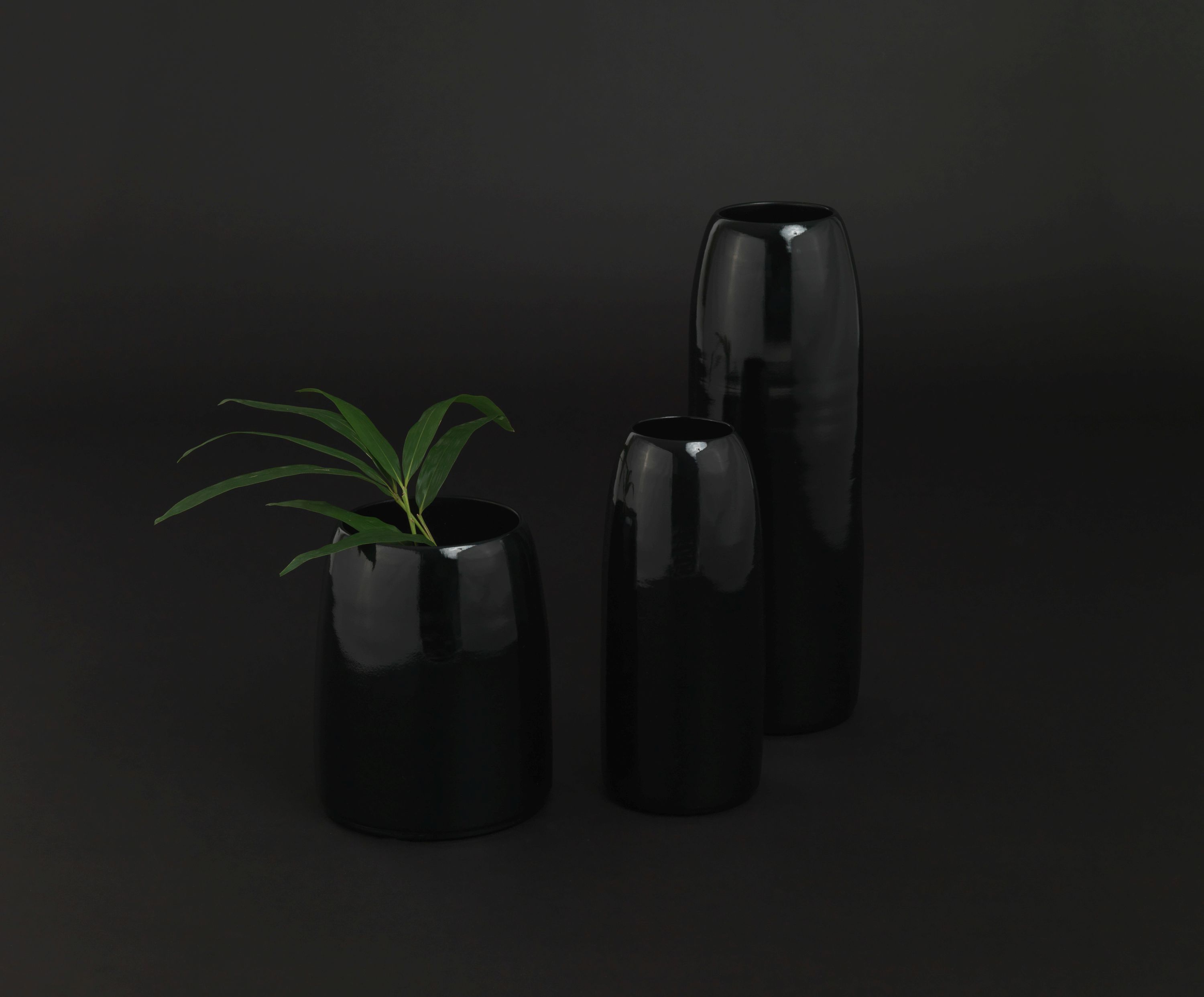 Carla Vase S Charcoal Schönbuch