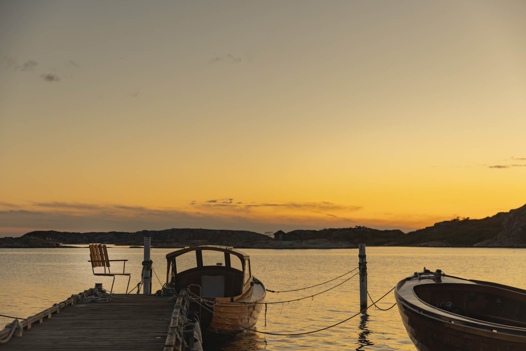 Armlehnstuhl A2 Grythyttan Stalmöbler Eichenholz weiß lackiert