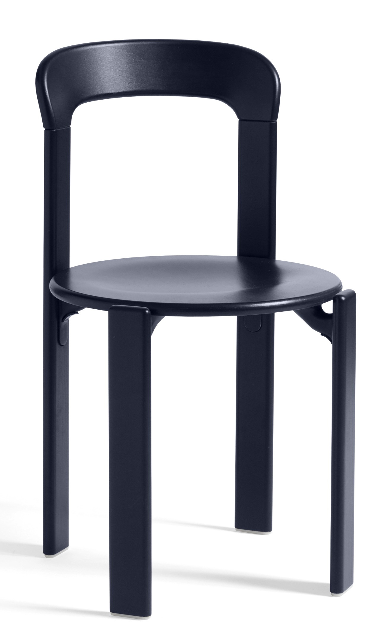 Tiefblauer Rey Stuhl von Hay mit runder Sitzfläche und minimalistischem Design. Moderner Holzstuhl.
