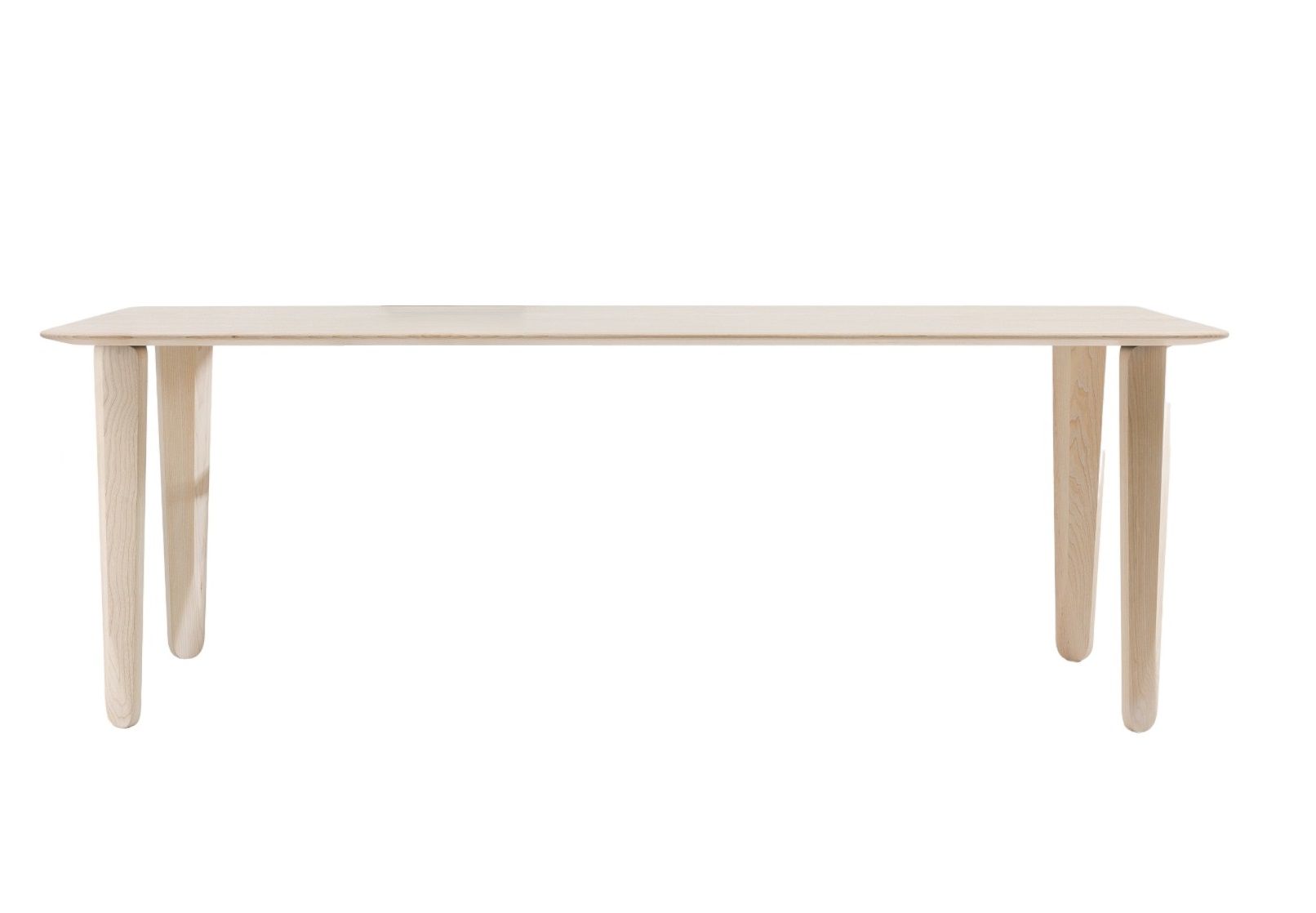 Heller, rechteckiger Esstisch aus Holz, Kuyu Dine Tisch von Zeitraum, freigestellt.