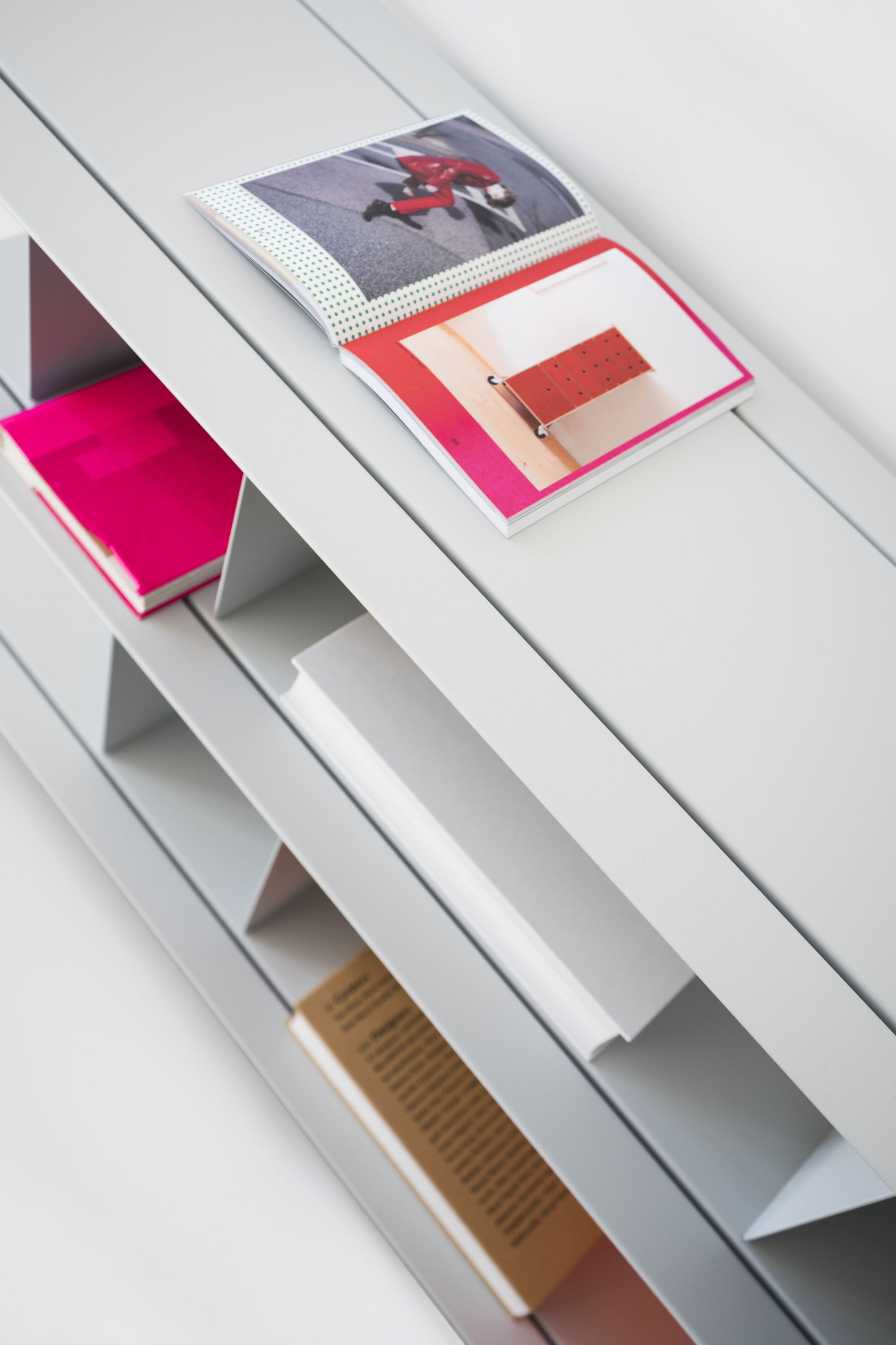 Zoll D Regal Nils Holger Moormann