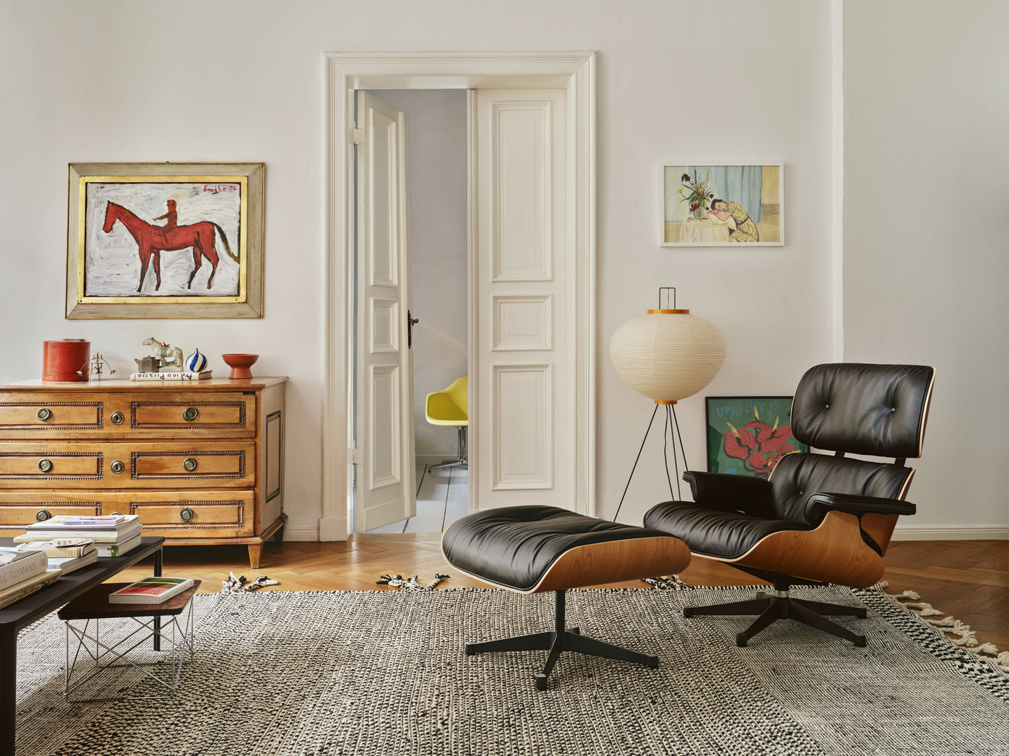 Eames Lounge Chair & Ottoman Sessel VORZUGSKOMBINATION Leder Premium Vitra Kirschbaum natur