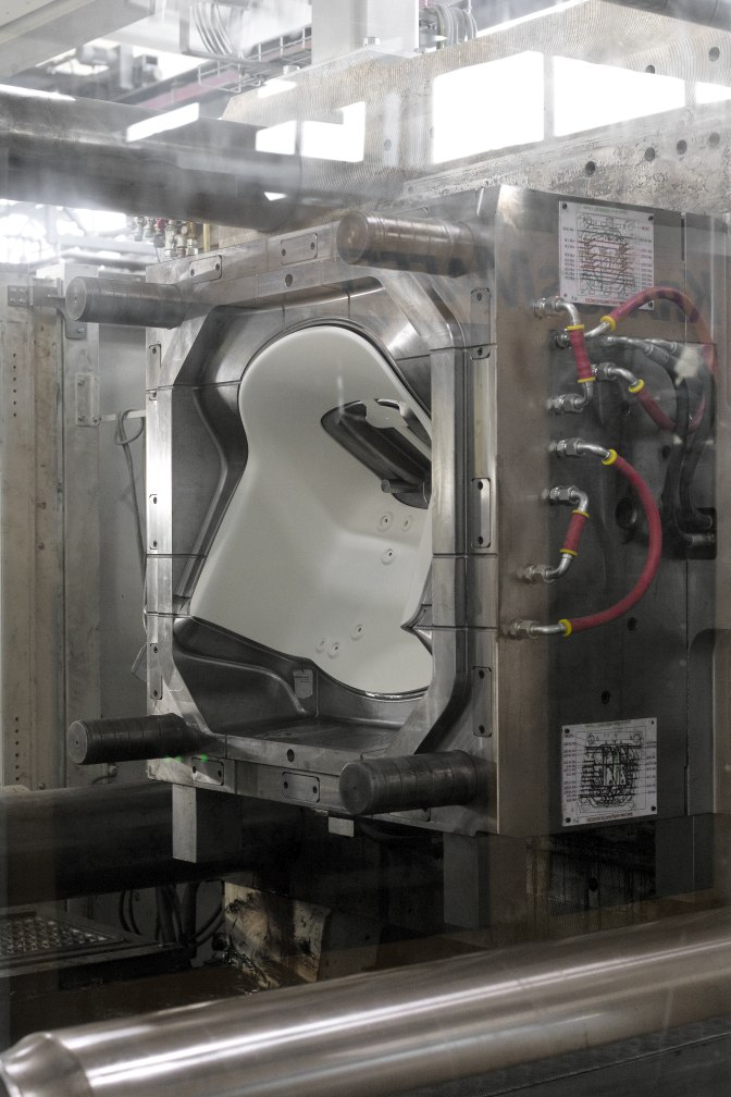 Layout Armchair 213 Armlehnstuhl Hay