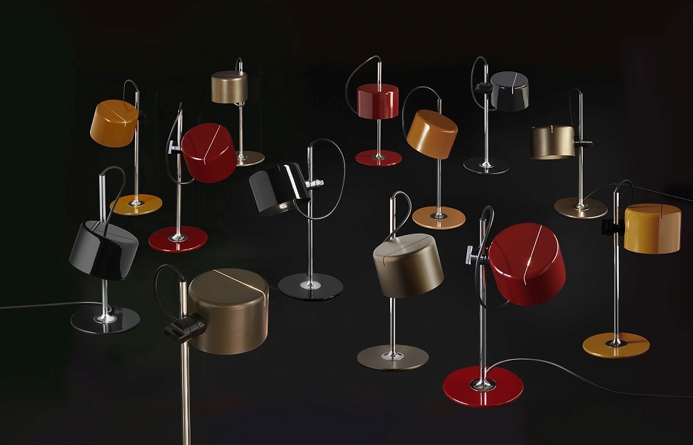 Produktfoto: Oluce Mini Coupé Tischleuchten in verschiedenen Farben auf schwarzem Hintergrund.