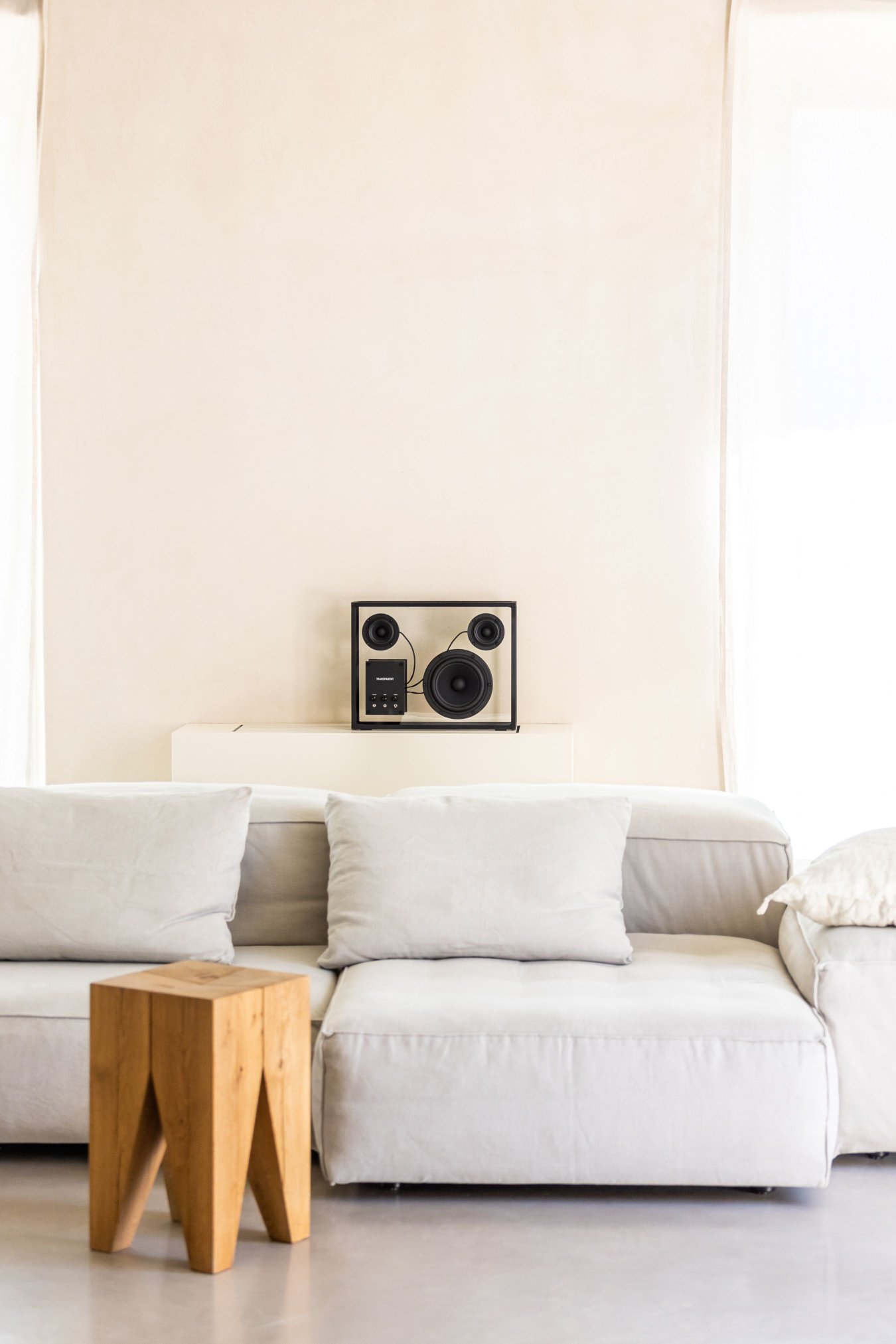 Transparenter Lautsprecher Transparent