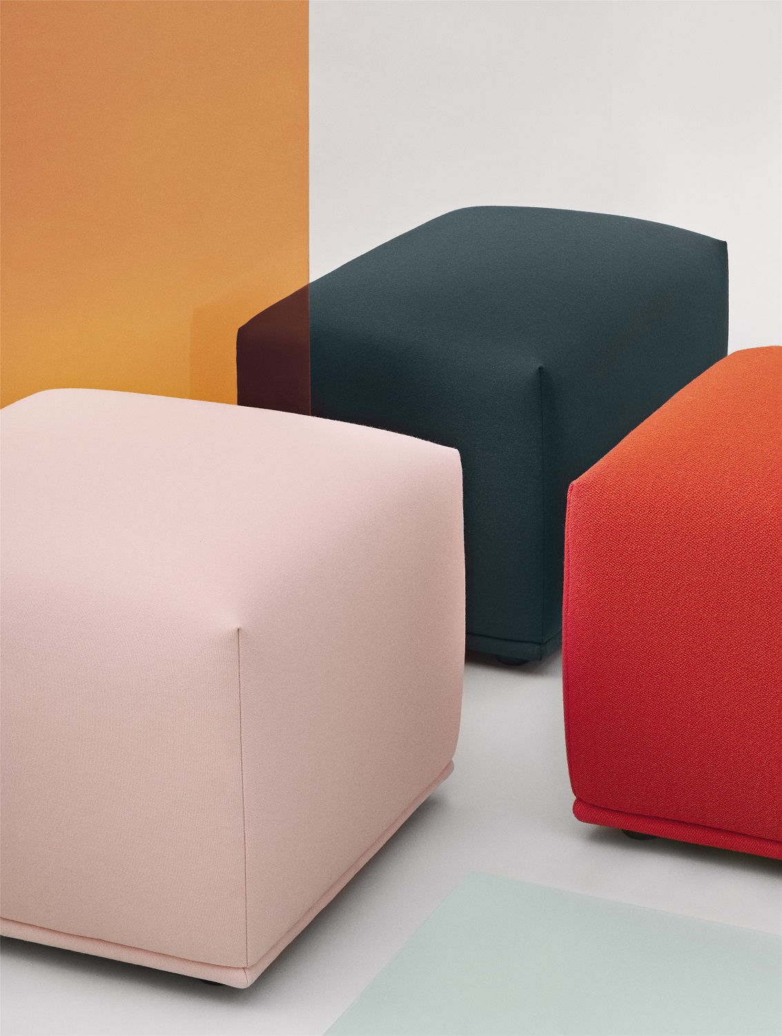 Echo Pouf Hocker Muuto