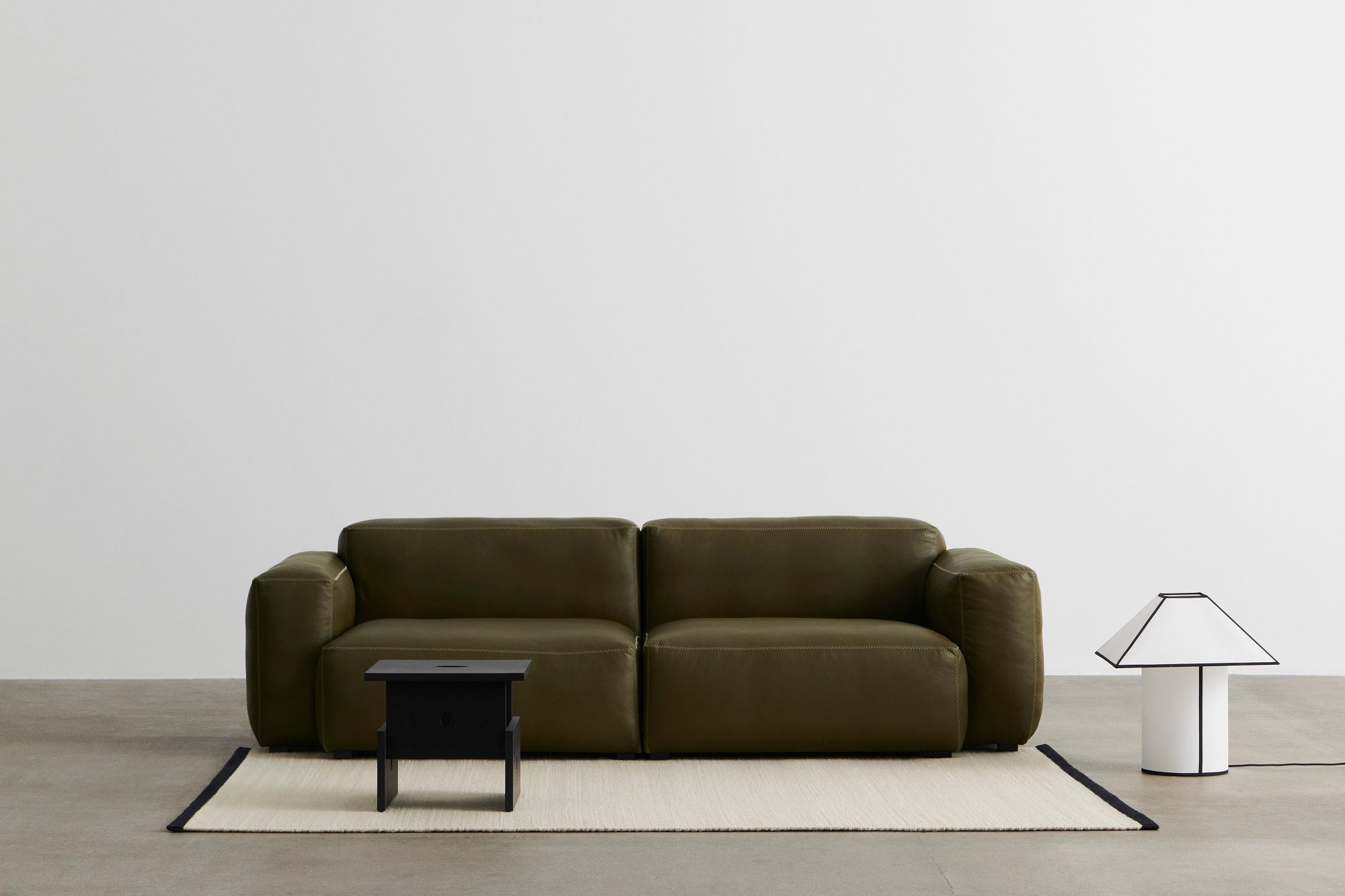 Ava Pyramid Table Lamp Tischleuchte Hay