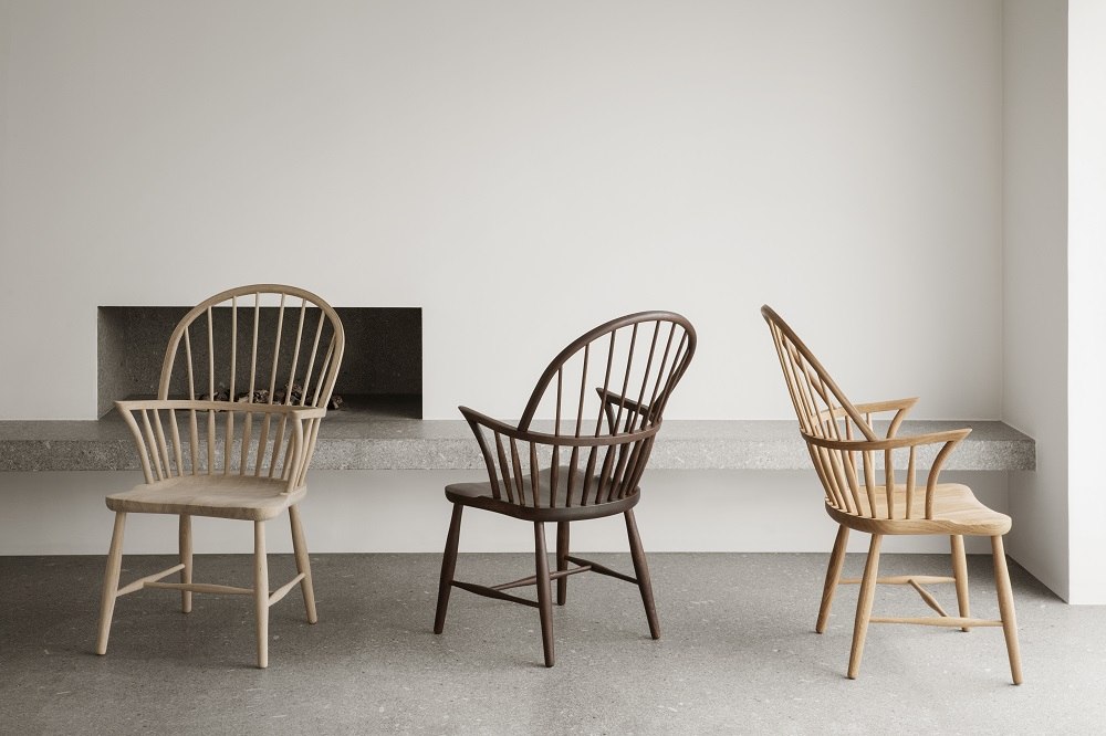 Drei FH38 Windsor Stühle von Carl Hansen & Søn aus geölter Eiche. Designklassiker.