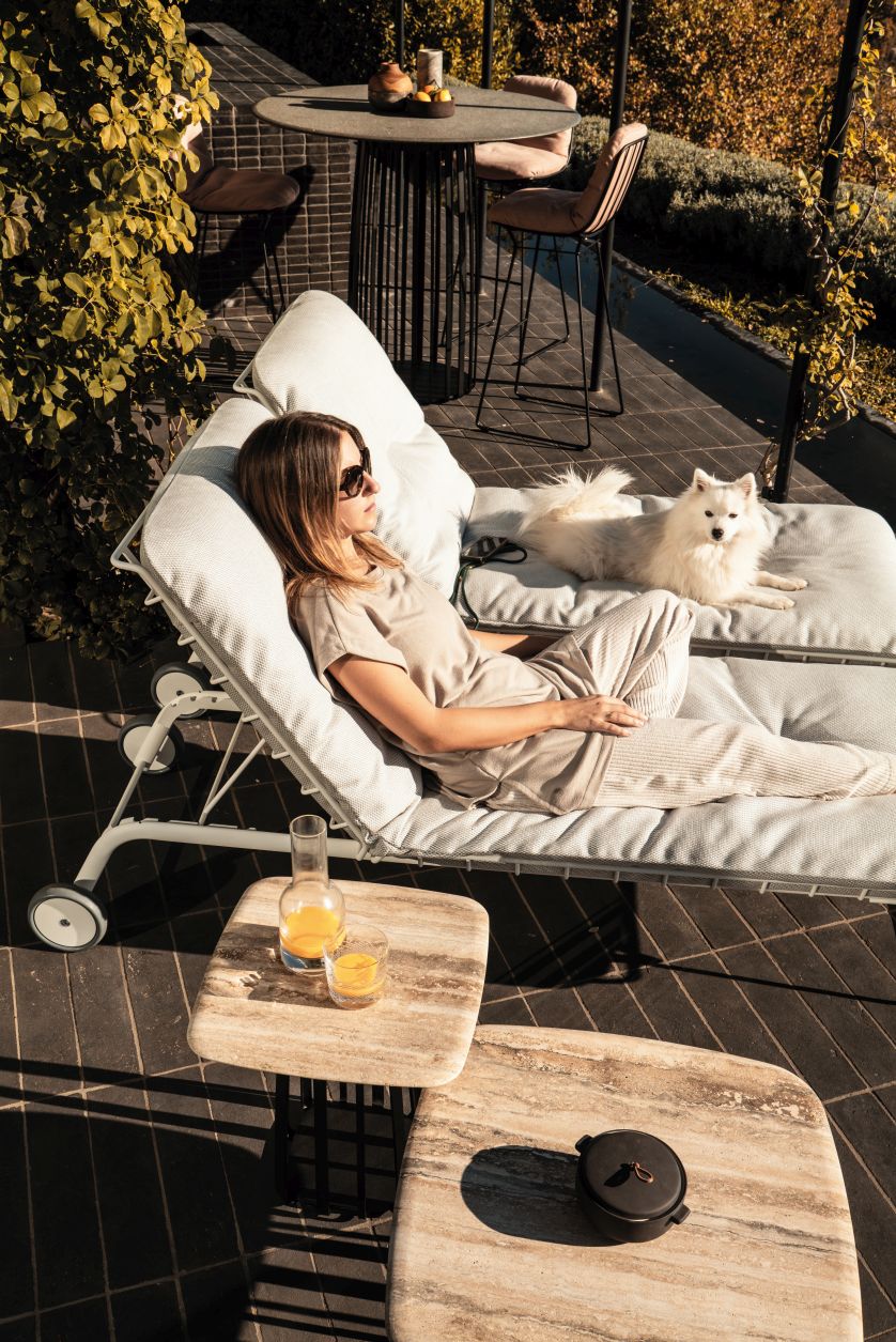 BC 09 Basket Outdoor Couch-/ Beistelltisch Janua