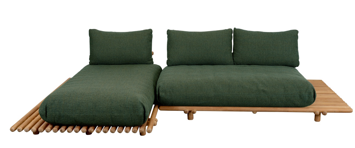 Sticks Platform Sofa mit Chaiselongue Outdoor Cane-Line Gestell Teak / Kissen dark green