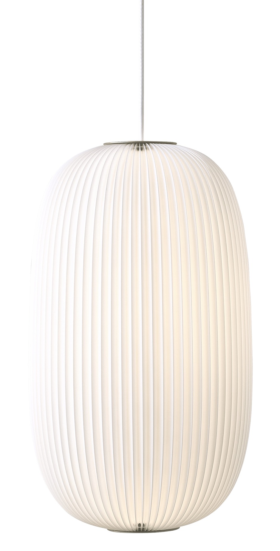 Weiße Lamella Pendelleuchte von Le Klint mit plissiertem Schirm für sanftes Licht.