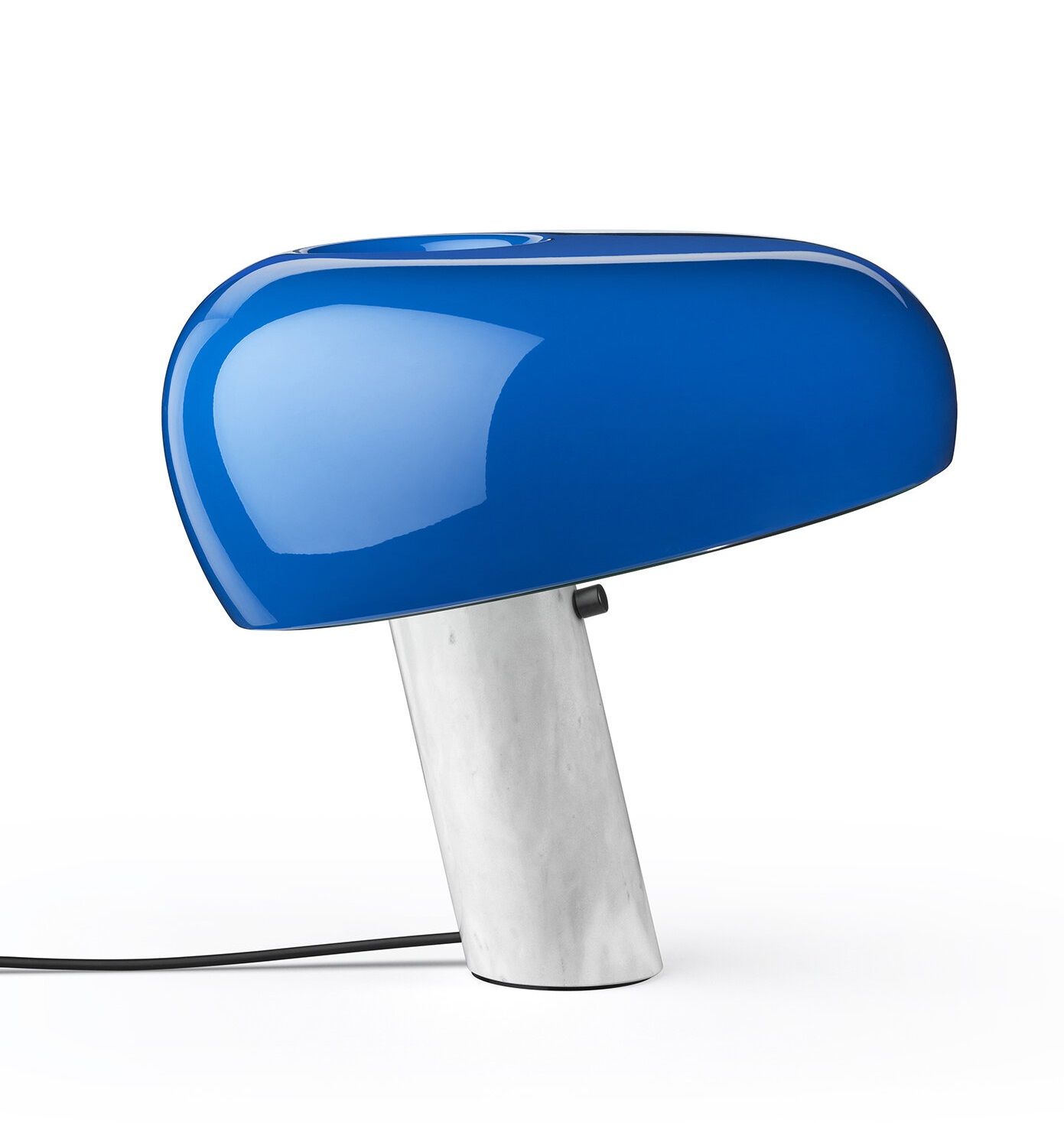 Blaue Snoopy Tischleuchte von Flos mit Marmorfuß, moderne Designlampe für Wohnzimmer und Büro.