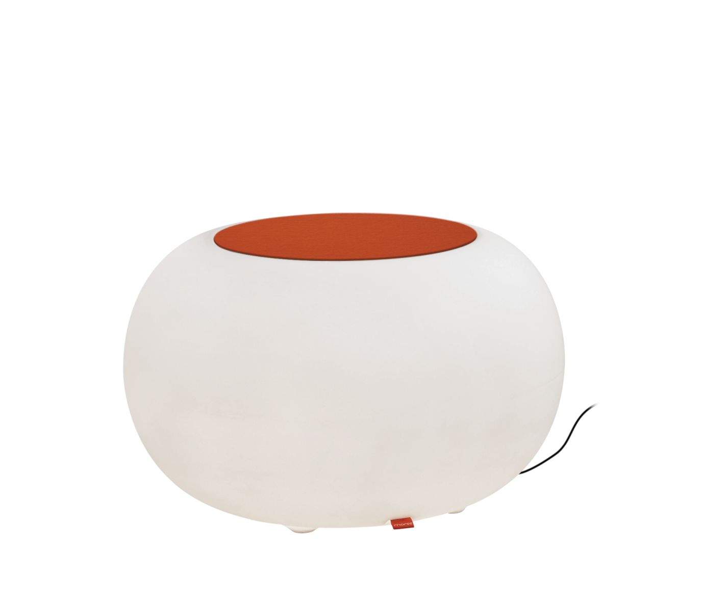 Weiße Bubble Outdoor Sitzgelegenheit von Moree mit orangem Kissen, ideal für Garten und Terrasse.