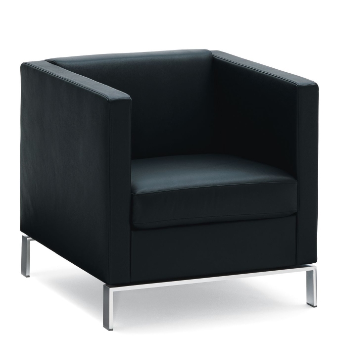Schwarzer FOSTER 500 Sessel von Walter Knoll mit Lederbezug und Metallfüßen. Moderner Design Sessel.