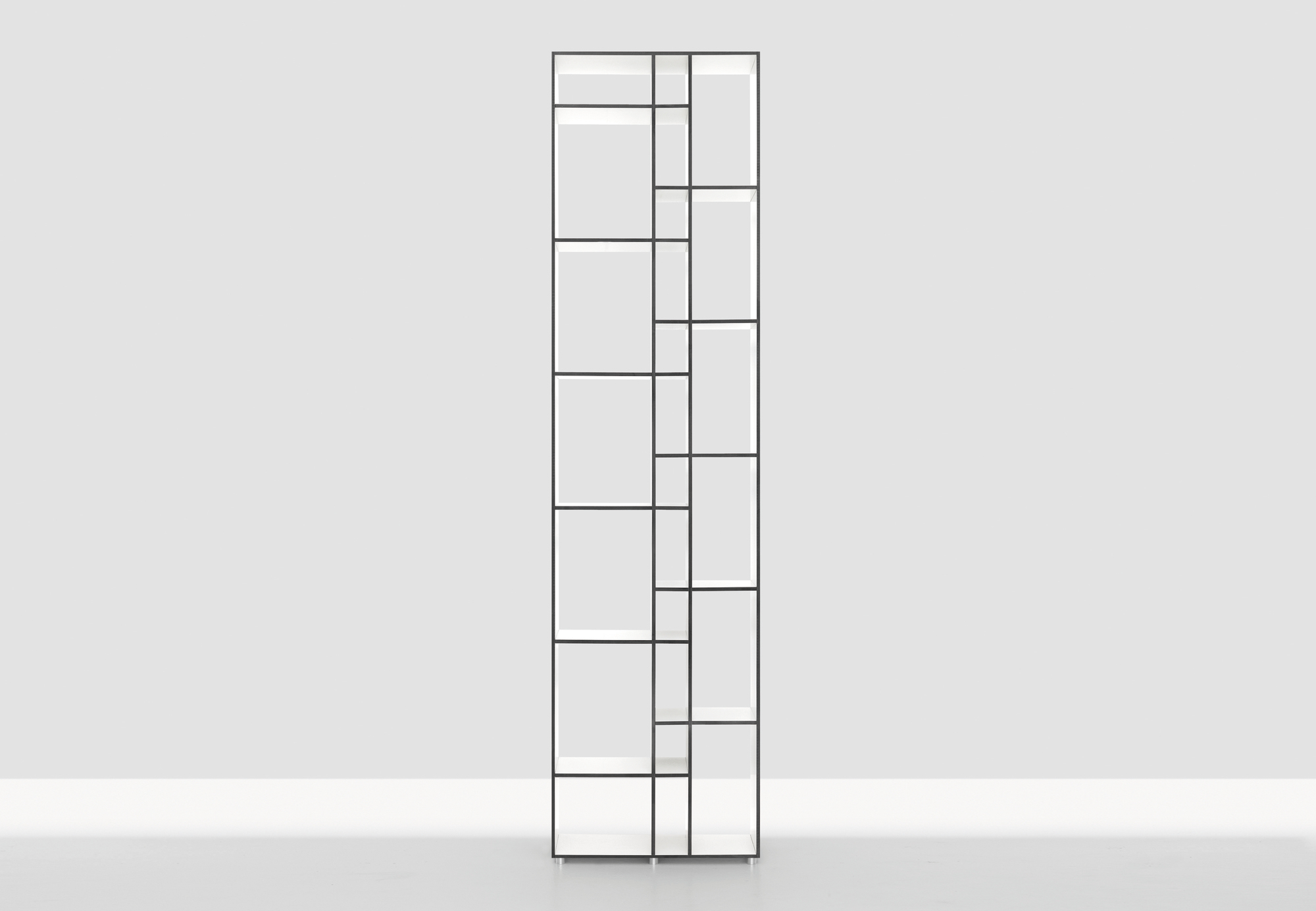 Code 1 Regal: Modernes Holzregal aus MDF mit schwarzem Rahmen für Wohnzimmer und Büro.