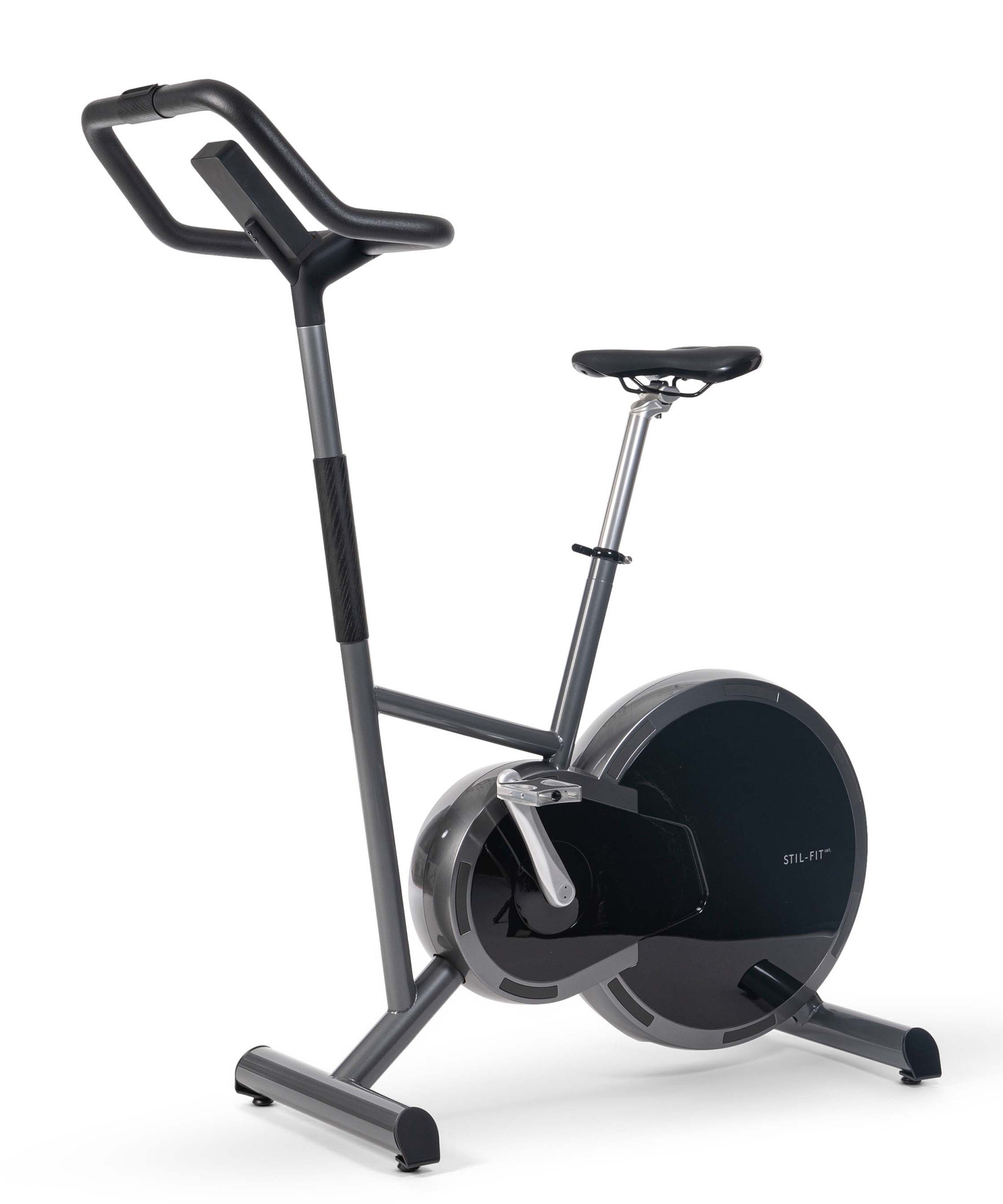 Schwarzer Stil-Fit Ergometer für das Indoor-Training. Heimtrainer mit verstellbarem Sattel und Lenker.