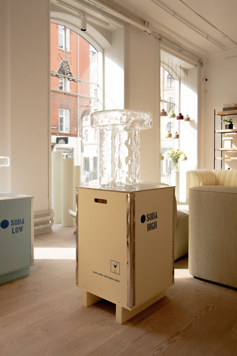 Soda Beistelltisch Miniforms B 38 x T 38 x H 45 cm / Muranoglas transparent