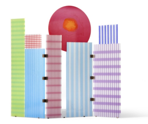 Farbenfroher Cassina Paravent "Tramonto a New York" mit Muster und roter Sonne. Raumteiler für modernes Wohnen.